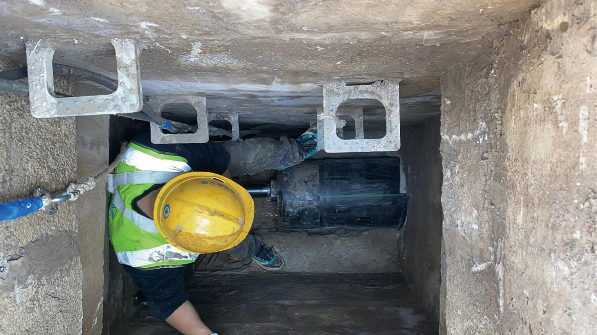 江岸HDPE短管内衬法